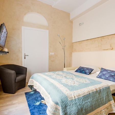 Marais Saint Paul Ecouffes With Ac Apartman Párizs Kültér fotó